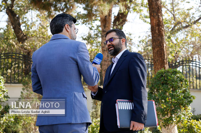 حاشیه جلسه هیات دولت - ۲۸ آبان