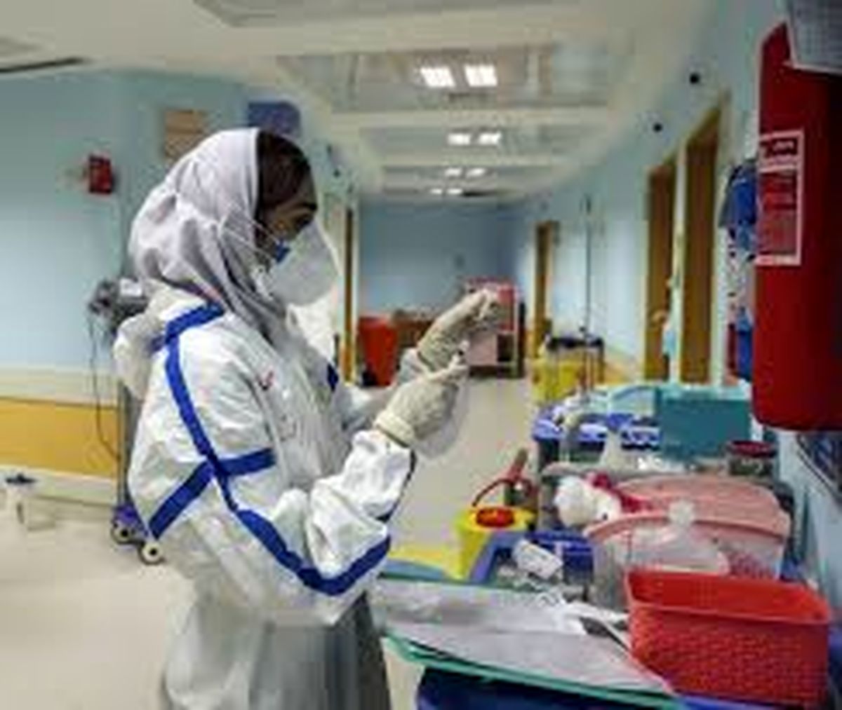 مجوز آزمایشگاه‌های متخلف در اعلام تست کرونای مسافران لغو می‌شود/ تحریم‌ها توسعه خدمات آزمایشگاهی را محدود کرده است