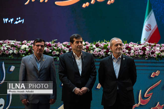 آیین تجلیل از قهرمانان سرافراز پارالمپیک ایران با حضور پزشکیان و دنی