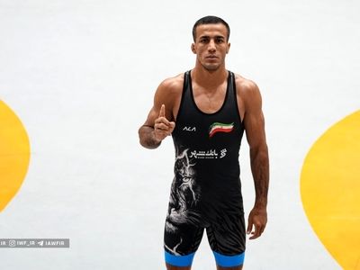 لحظاتی‌از کشتی‌جذاب محمدعلی گرایی در فینال مسابقات جهانی و کسب مدال ارزشمند طلا(ویدیو)