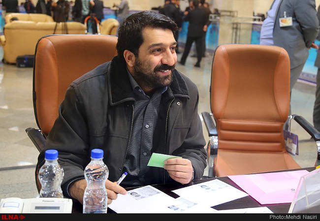سومین روز ثبت نام داوطلبان مجلس شورای اسلامی و  مجلس خبرگان رهبری - وز
