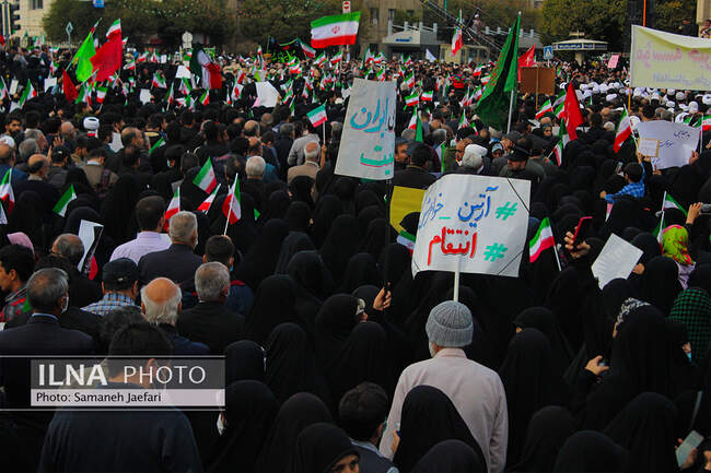 تشییع پیکر شهدای حمله تروریستی شاهچراغ در مشهد