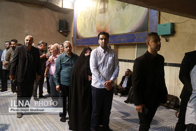 انتخابات چهاردهمین دوره ریاست جمهوری در حسینیه جماران