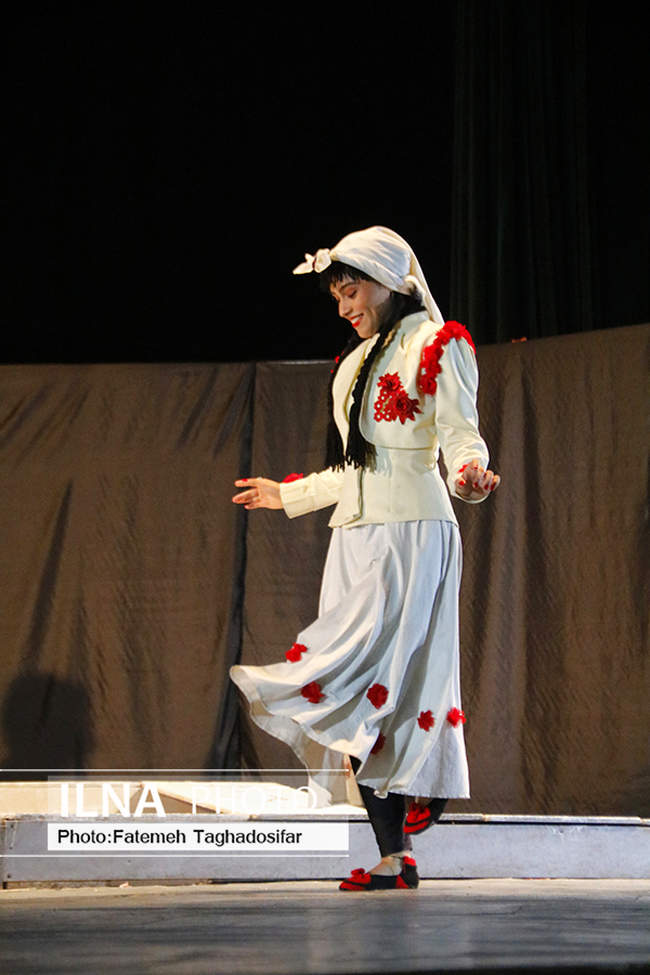 نمایش عمارت دائیجان درسبزوار به روی صحنه رفت 