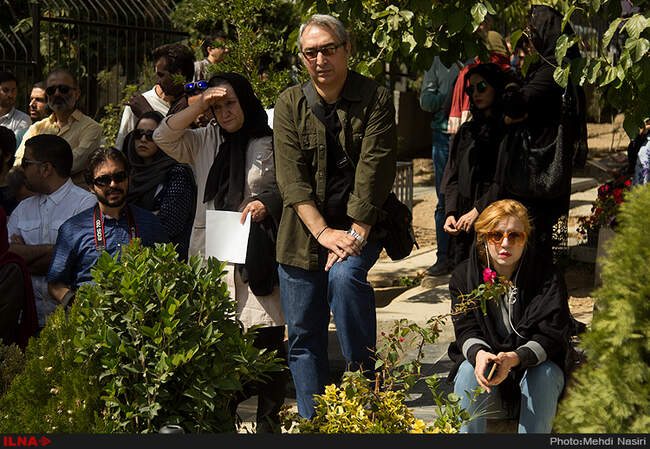 گزارش تصویری گردهمایی سینماگران بر مزار کیارستمی 