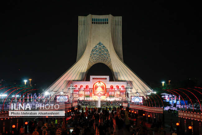 برگزاری سومین سوگواره محرم شهر در میدان آزادی