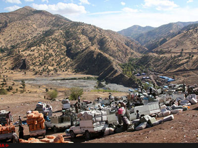 مرزنشینان ماهیانه ۲۰ هزار تومان درآمد دارند/پس از تاسیس تعاونی کولبران آنها می‌توانند با چرخ دستی فعالیت کنند