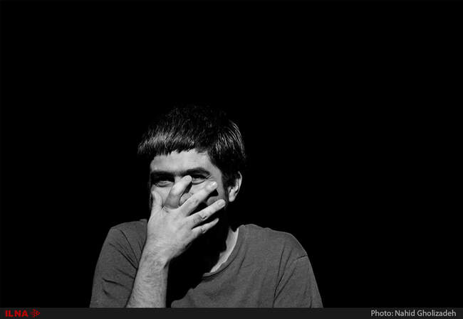 نمایش سندرم پای بیقرار در مشهد به روی صحنه رفت