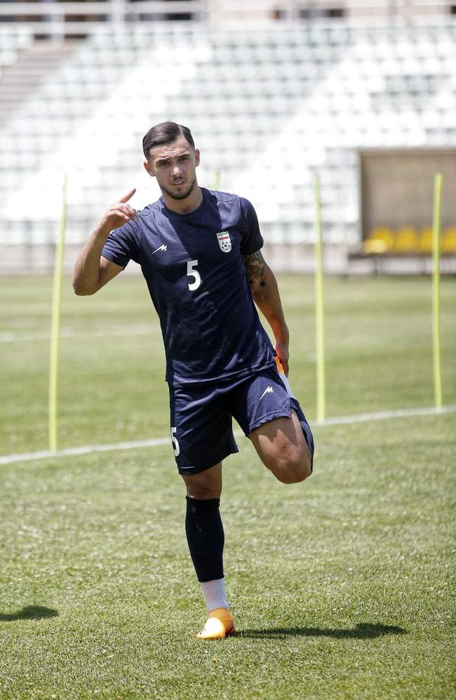 عنایتی شاگردانش را برای المپیکی شدن به خط کرد (گزارش‌ تصویری)