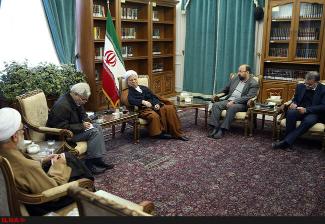 دیدار جمعی از اعضای هیأت مؤسس حزب جدید‌التأسیس مجمع ایثارگران با آیت‌الله هاشمی رفسنجانی