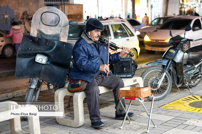 گزارش تصویری عکاس ایلنا  از دستفروشان خیابان خیام قزوین