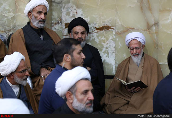 مراسم  هفتمین روز درگذشت مرحوم آیت الله العظمی سید عبدالکریم موسوی ا