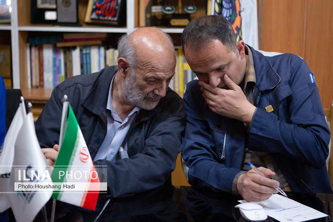 وبینار دبیرکل خانه کارگر و رئیس کنفدراسیون اتحادیه کارمندان ترکیه