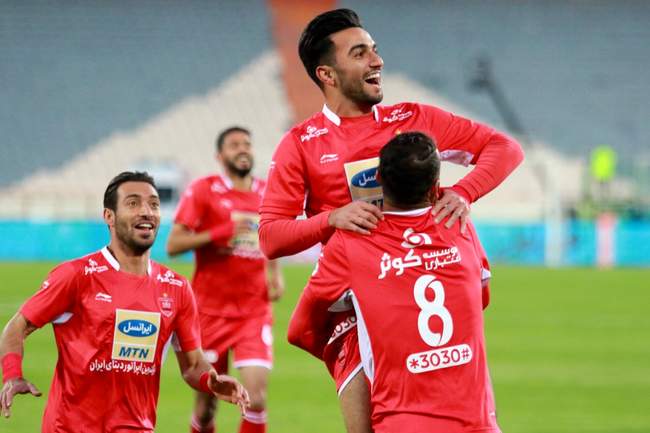 فریم‌های جذاب بازی پرسپولیس - پدیده