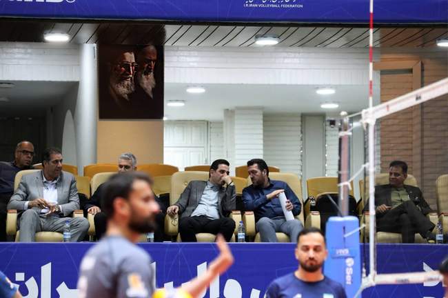 بازدید رئیس فدراسیون والیبال از تمرینات تیم ملی مردان (گزارش تصویری)