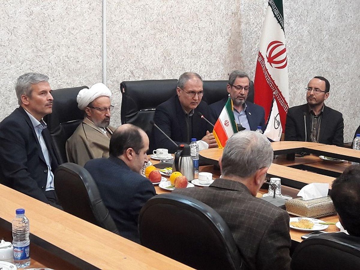 توسعه ارتباطات علمی، نوسازی ناوگان تحقیق و تولید در مدیریت جدید موسسه رازی