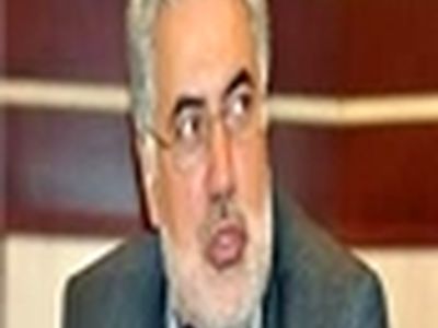 کرسی‌های آزاد اندیشی دانشجویی به شعارهای کلیشه‌ای محدود نشود