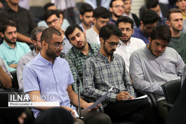 دیدار مدال‌آوران المپیادهای علمی و اعضای تیم ملی والیبال جوانان با 