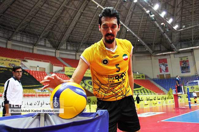 برد تیم والیبال سپاهان برابر  لبنیات هراز آمل