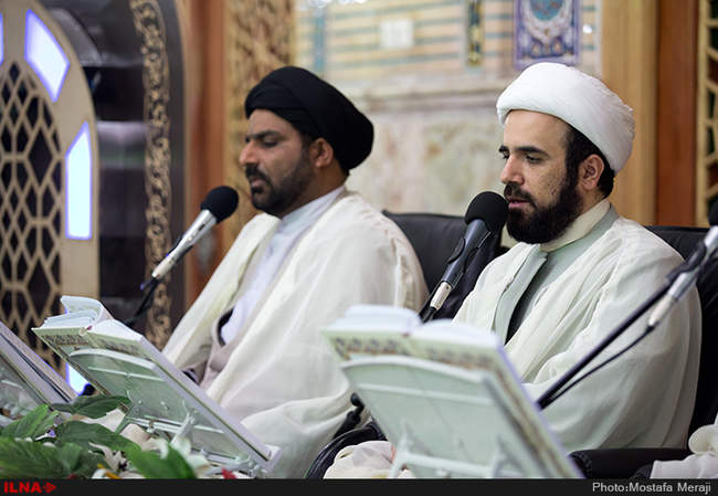 آئین جزء خوانی قرآن کریم در مسجد مقدس جمکران