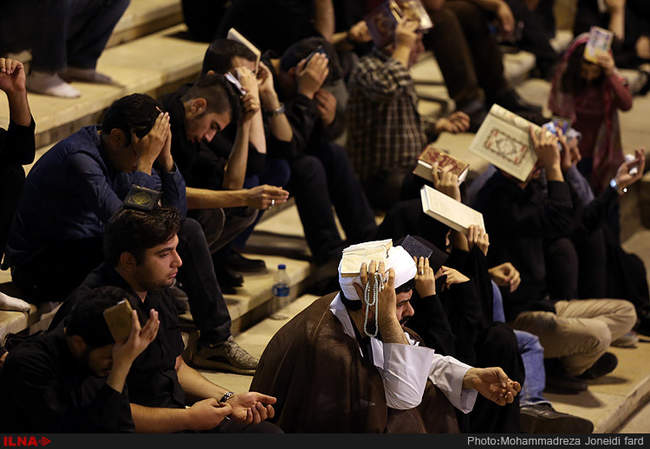  مراسم احیای شب بیست و یکم رمضان در مصلی امام خمینی (ره) تهران/1