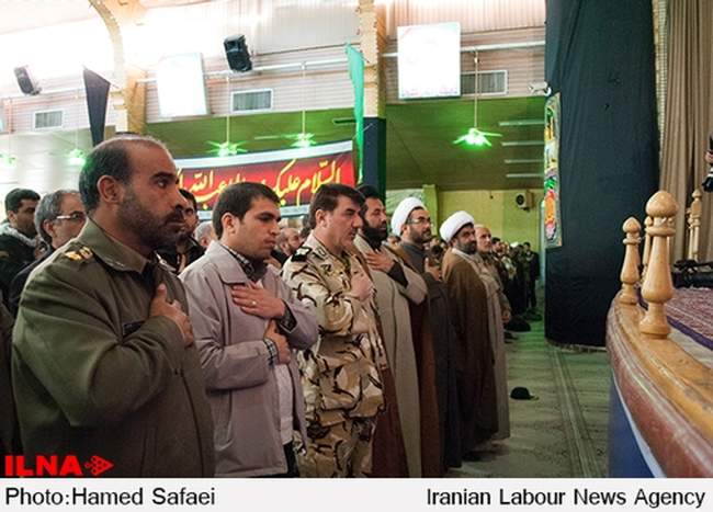 مراسم زیارت عاشورا ۹ دی در پادگان امام حسین شیراز