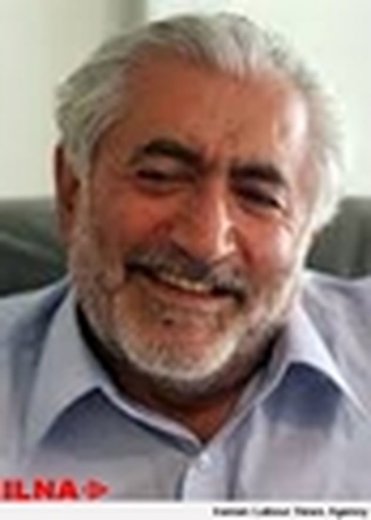 نباید با نقدهای غیرمنصفانه فرصت خدمت از دولت را گرفت