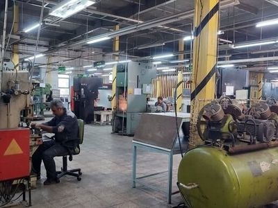 درخواست کارگران تعدیل شده کارخانجات مخابراتی ایران برای بازگشت به کار