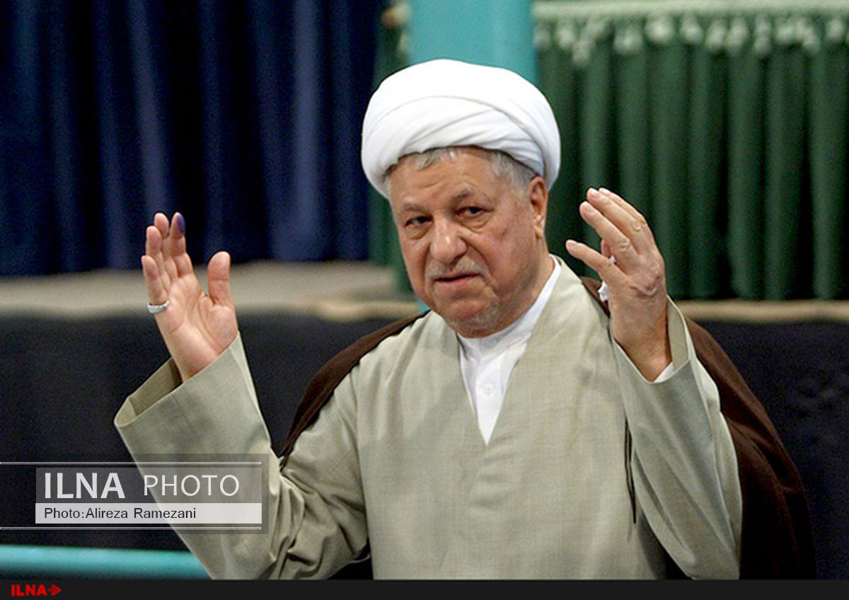 علوی و واعظی در مراسم بزرگداشت آیت‌الله هاشمی در قم شرکت می‌کنند