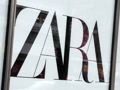 قیمت لباس اورجینال در ایران کاهش یافت
