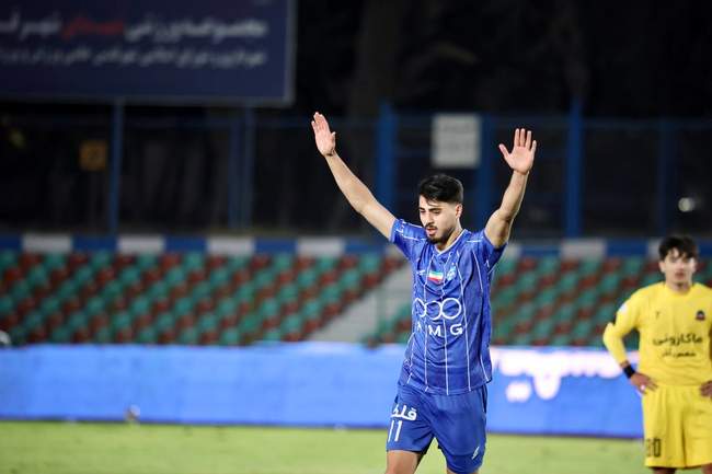 گزارش تصویری بازی استقلال ۳-۲ شمس آذر