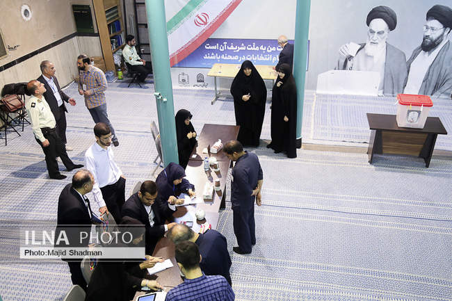 مرحله دوم انتخابات چهاردهمین دوره ریاست جمهوری در حسینه جماران