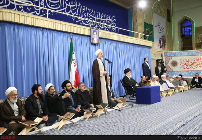 دیدار شرکت‌کنندگان مسابقات بین‌المللی قرآن با رهبر انقلاب 