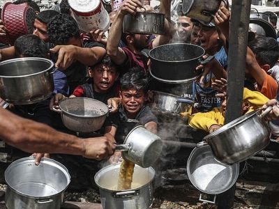 حداقل غذا و دارو وارد نوار غزه خواهد شد