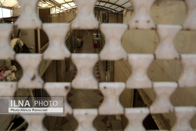 نقشه همچنان سیاه است ، حجره‌ها نیمه تعطیل