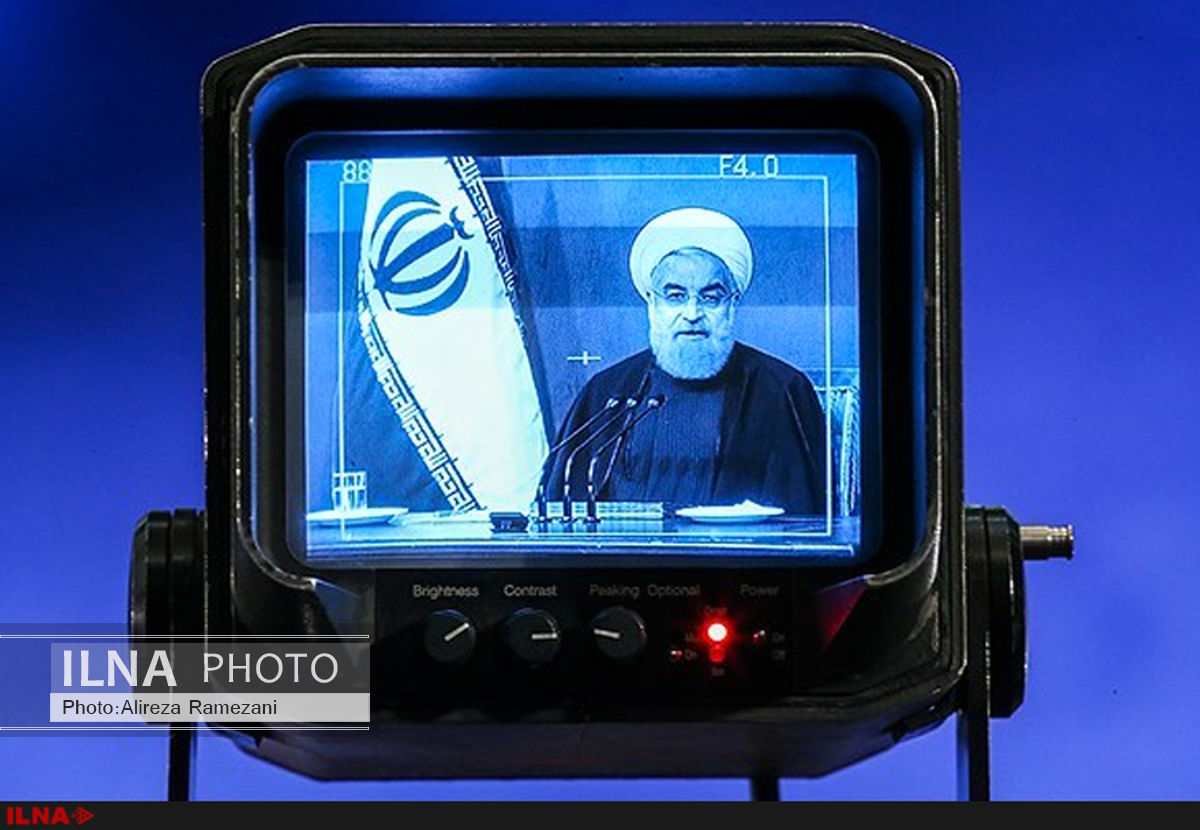 گفت‌وگوی تلویزیونی رییس جمهور آغاز شد