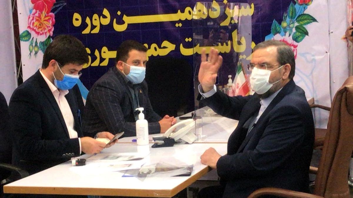 محسن رضایی در انتخابات ریاست جمهوری ثبت‌نام کرد