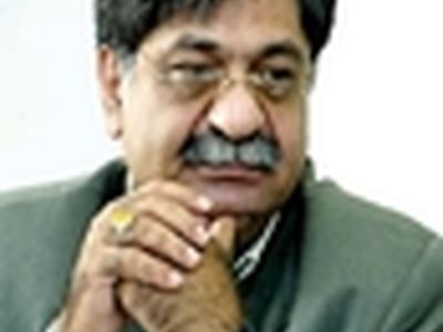 مهمترین وظیفه رسانه، دیده‌بانی و پاسخگو ساختن مسئولان است