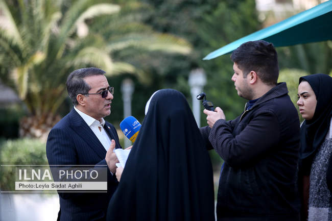 حاشیه جلسه هیات دولت - ۲۶ آذر