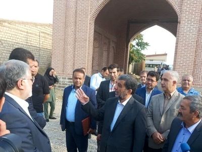 بازدید وزیر میراث فرهنگی،گردشگری و صنایع دستی از قلعه تاریخی بدلبو