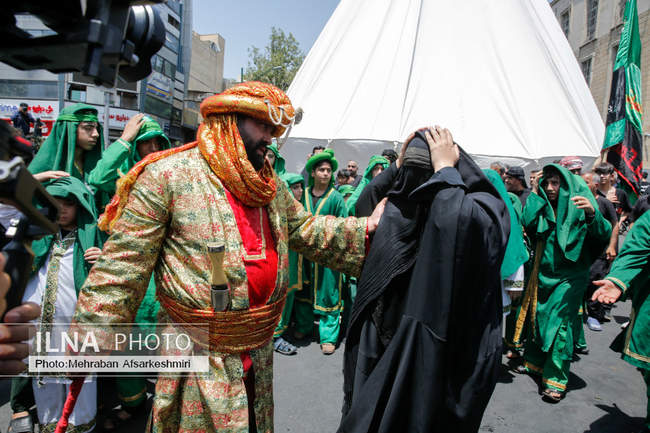 مراسم خیمه‌سوزان ظهر عاشورا در چهارراه گلوبندک تهران /2