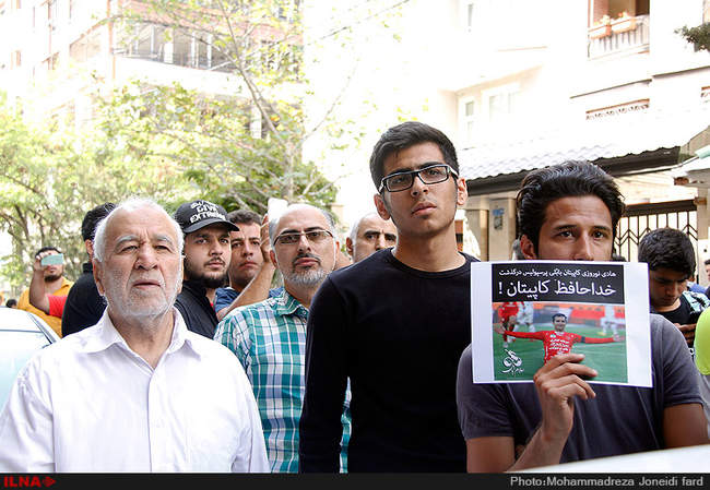 حضور ورزشکاران و هواداران هادی نوروزی در بیمارستان و منزل آن مرحوم