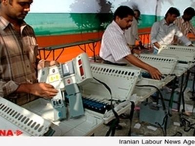 رای‌گیری در یکی از مهم‌ترین روزهای انتخابات هند آغاز شد