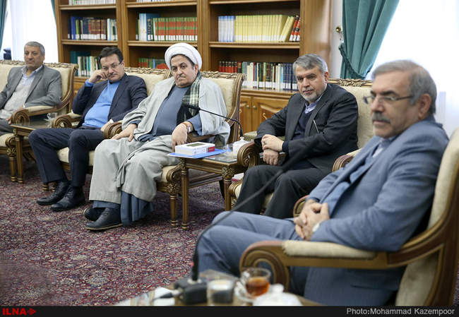 دیدار اعضای هیأت رئیسه فدراسیون هندبال با آیت الله هاشمی رفسنجانی