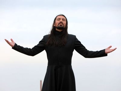 «سلفی با دموکراسی» وارد شبکه نمایش خانگی شد