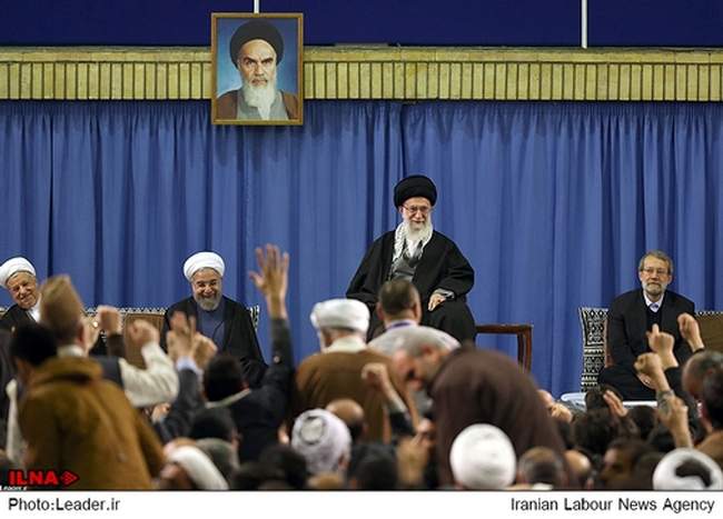 دیدار مسئولان نظام و میهمانان کنفرانس وحدت اسلامى‌ با رهبر معظم انق�