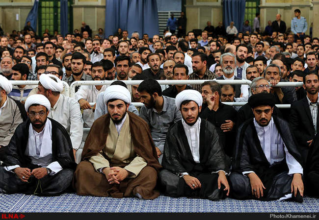 مراسم بزرگداشت جان‌ باختگان فاجعه‌ی منا با حضور رهبر انقلاب