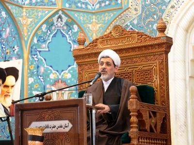 امام خمینی(ره) به ملت ایران اعتباری دوباره بخشید