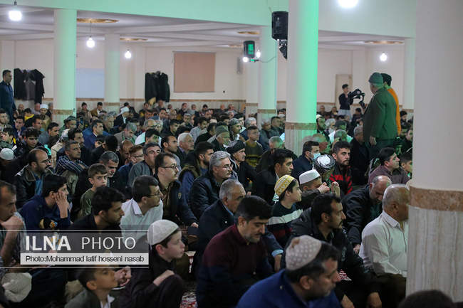  تجلیل از حافظان کل قرآن کریم در مسجد نبی شهرک پردیس سنندج 