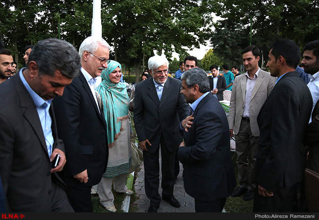 مراسم ضیافت افطار محمدرضا عارف